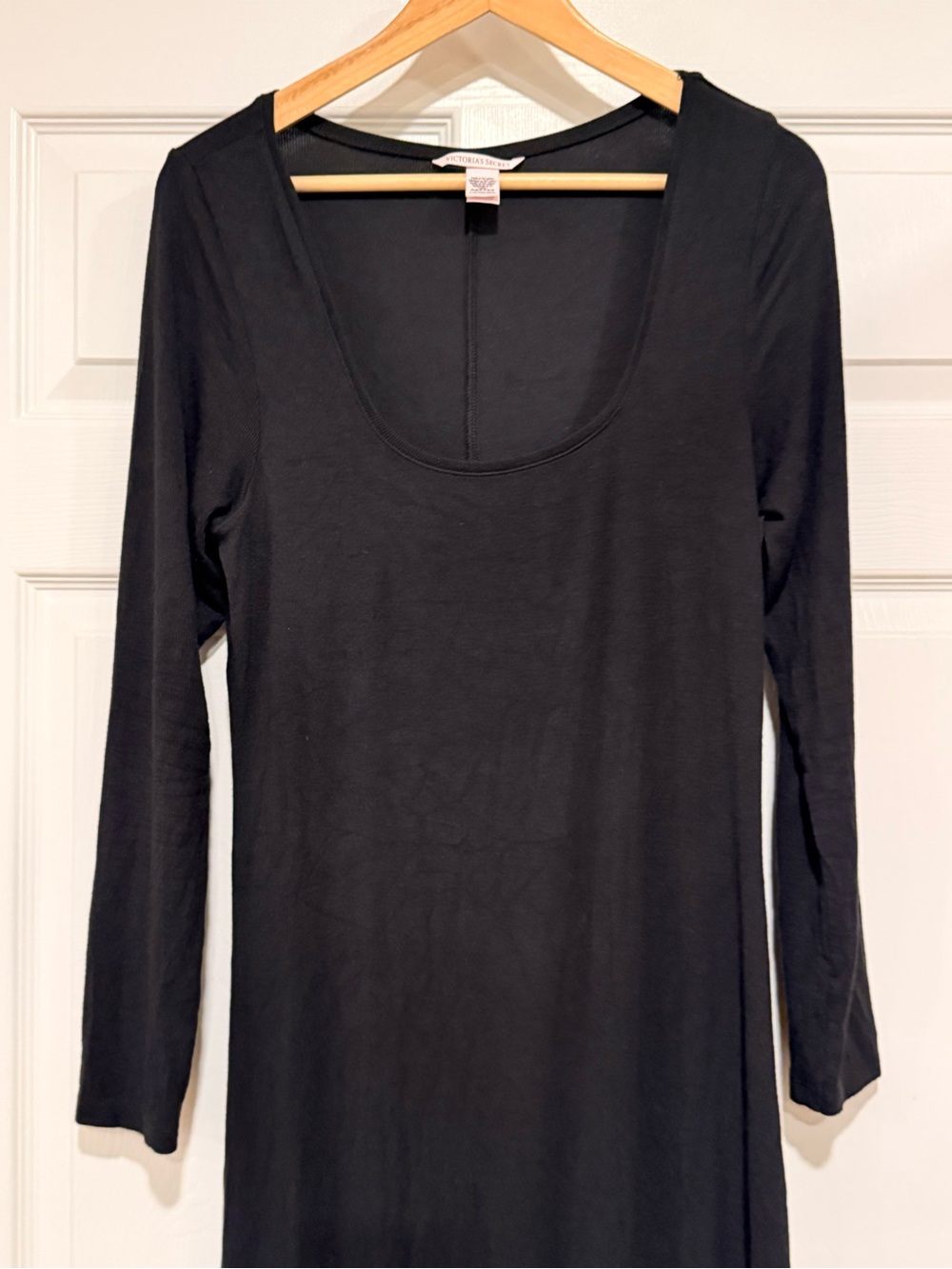 Victoria's Secret Black Scoop Neck Ribbed modal knit Long Sleeve Loungewear #452